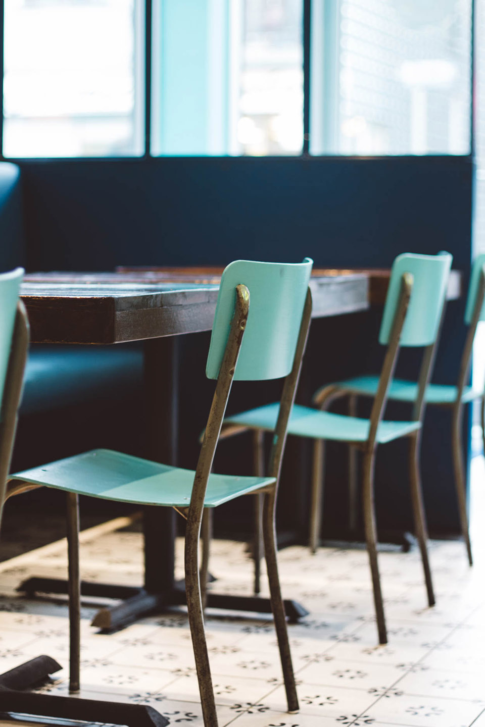 The Super Quality Indian Snack Bar, Montreal by David Dworkind 谷德设计网