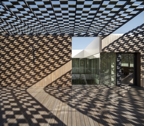 013-TR House in Barcelona by PMMT ARCHITECTS
