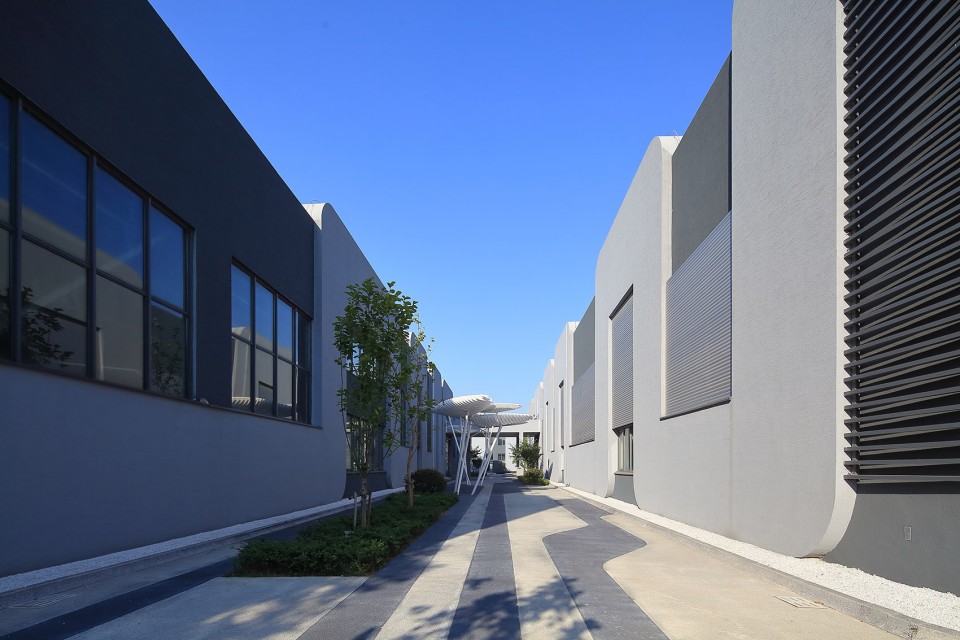 014-Wuxi Best Precision Machinery Factory Campus, China by ADASTUDIO