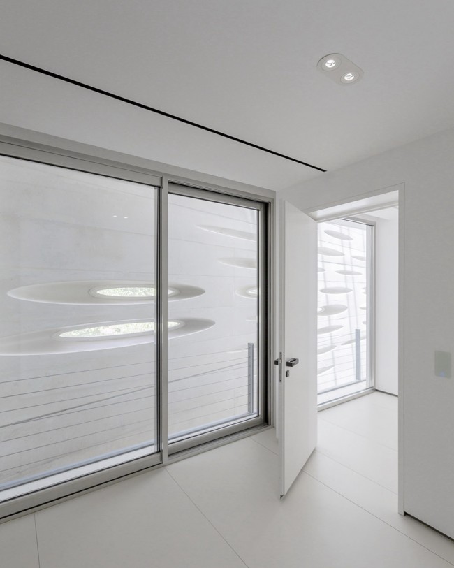 017-Rowzan residence by RYRA Studio