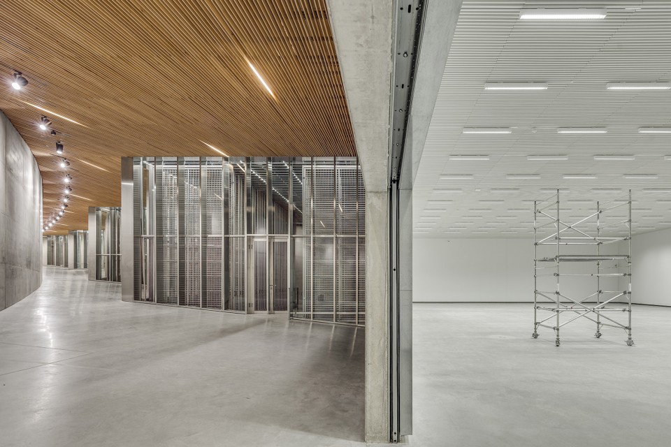 018-Latvian National Museum of Art in Riga by Processoffice
