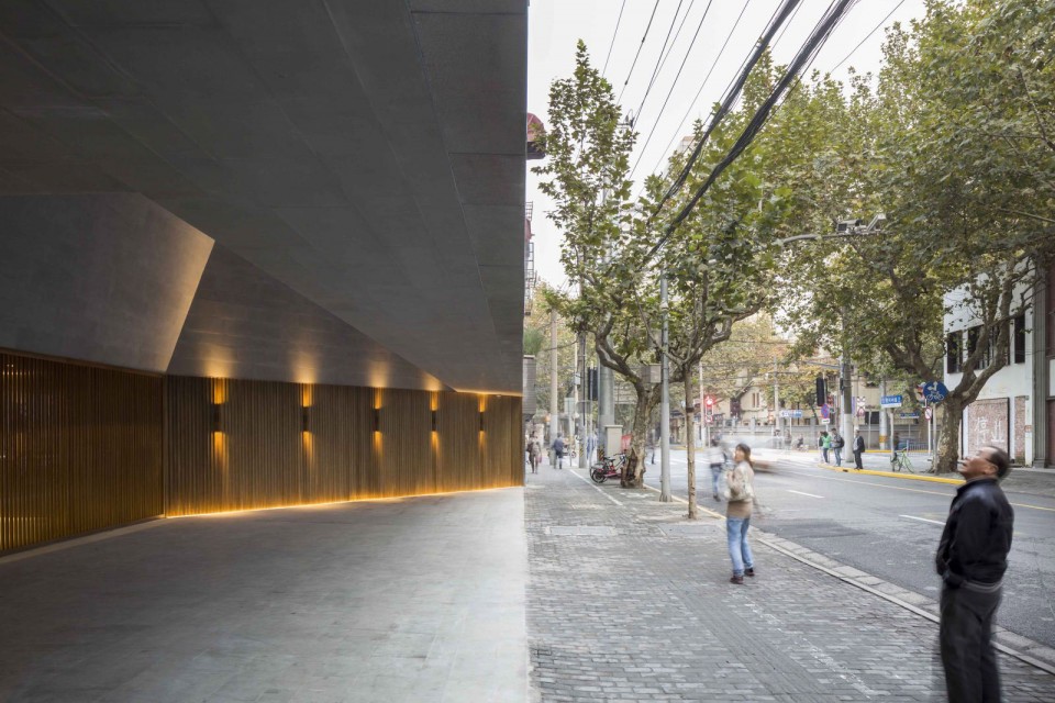 04_new shanghai theatre_neri hu
