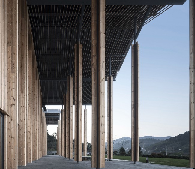 07 入口柱廊 摄影:姚力- Shitang Village Internet Conference Center, Jiangning, China by AZL Architects