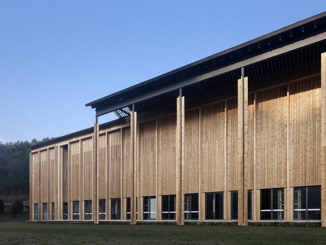 10 东面柱廊局部 摄影:姚力- Shitang Village Internet Conference Center, Jiangning, China by AZL Architects