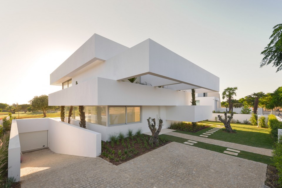 11-Five Terraces and a Garden, Portugal by Corpo Atelier