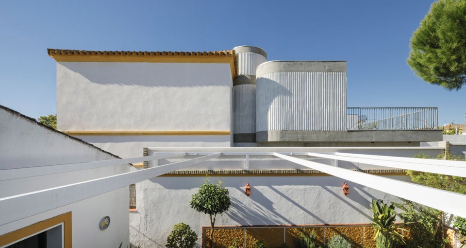 2-Casa Lissen, Sevilla by Studio Wet