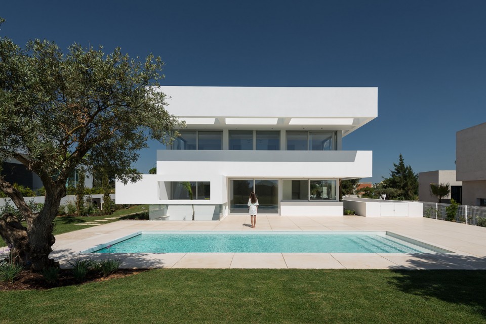 21-Five Terraces and a Garden, Portugal by Corpo Atelier