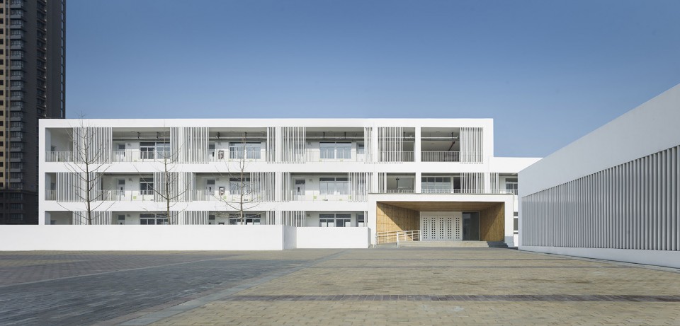 3岱山小学入口广场 副本