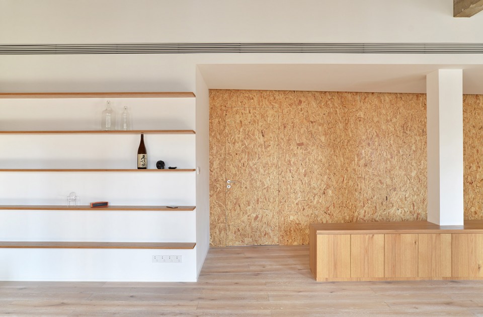 3-shelf_House-H_kooo architects