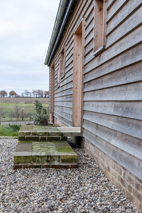 4-Church Hill Barn, Suffolk by David Nossiter Architects
