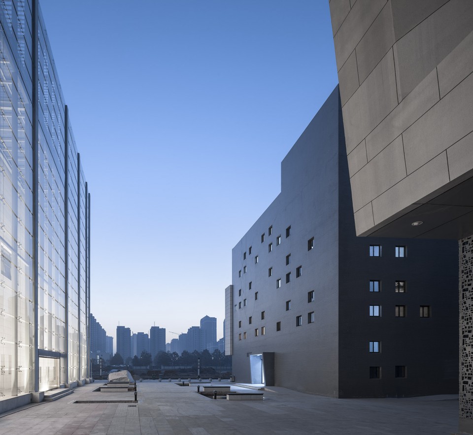007-Weinan Culture and Art Center by Architectual Design and Research Institute of Tsinghua University