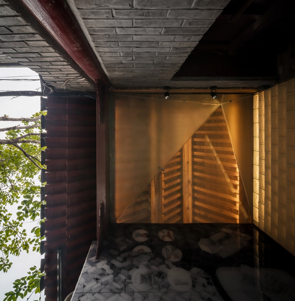 remembering the past in buro ziyu zhuang gulou no 7 courtyard