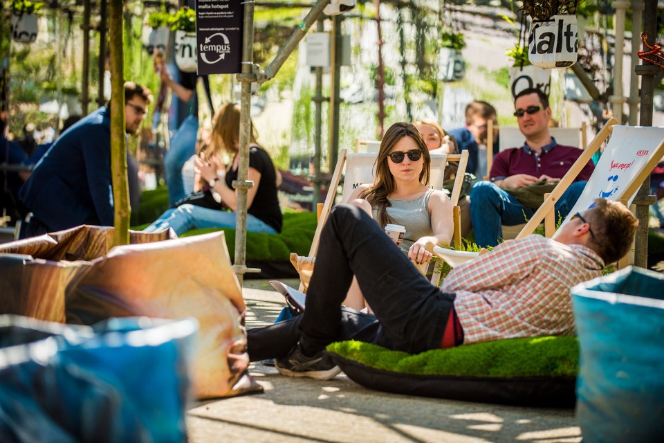 012-Temporary public space for Malta Festival Poznan 2016 on Plac Wolnosci by Atelier Starzak Strebicki