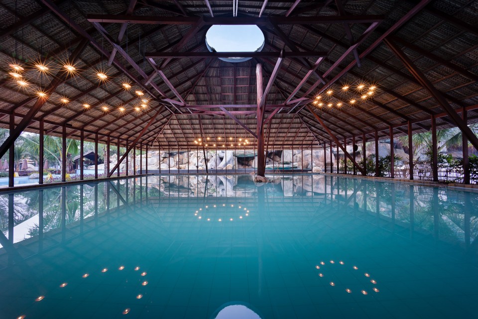 013-Square House, Nha Trang, Vietnam by a21 studio