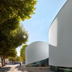 能阅读也能野餐聚会睡大觉的法国蒂翁维尔媒体图书馆 / Dominique Coulon & associés