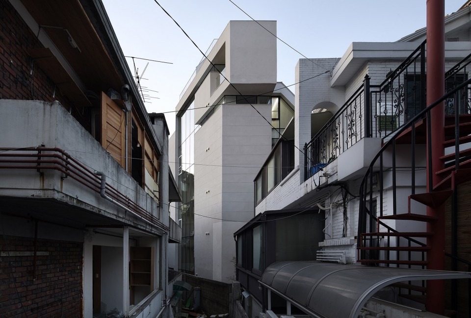 06 - Cheongdam, March Rabbit by Kim Dong-jin and L’EAU design