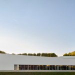能阅读也能野餐聚会睡大觉的法国蒂翁维尔媒体图书馆 / Dominique Coulon & associés