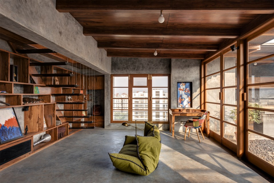 1-library_veranda_Studio Course