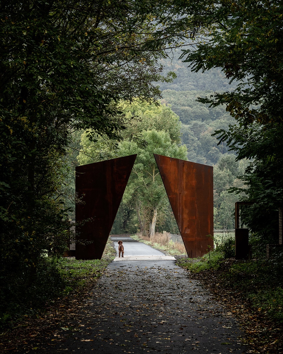 the chemin des carrieres quarries track by reiulf ramstad arkitekter