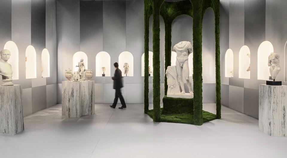 2-Space-Design-for-Chenel-Gallery-by-Mathieu-Lehanneur-960x530