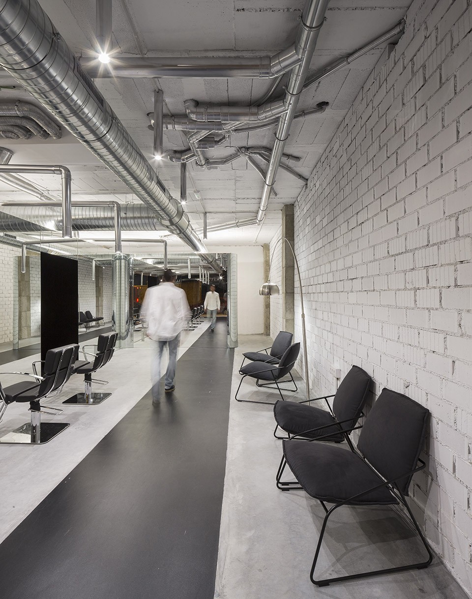 3-catwalk2_if these walls_ SERRANO + BAQUERO