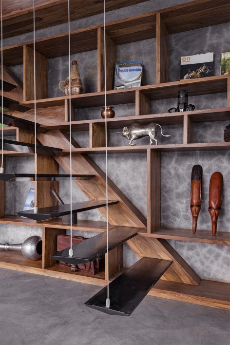 3-staircase_veranda_Studio Course