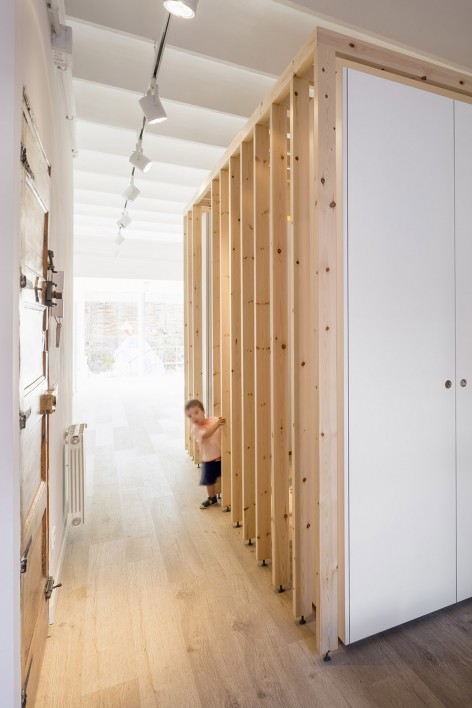 3-wood structure1_LB flat_Alventosa Morell Arquitectes