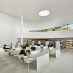 能阅读也能野餐聚会睡大觉的法国蒂翁维尔媒体图书馆 / Dominique Coulon & associés