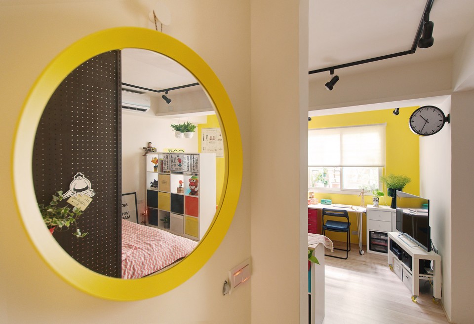 5-mirror_bright basement