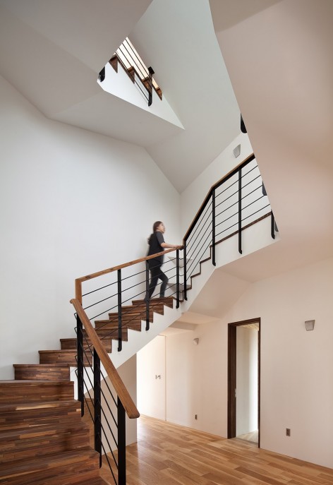 6-TOWER HOUSE-10-01_ON Architecture