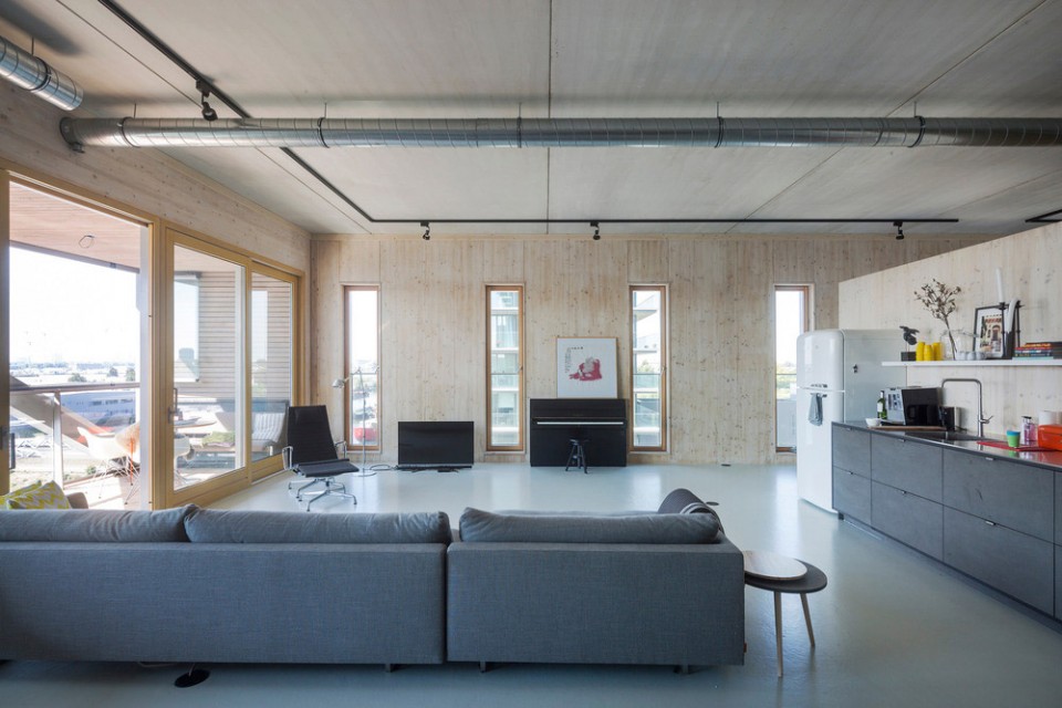 8-Patch22, Amsterdam by FRANTZEN et al