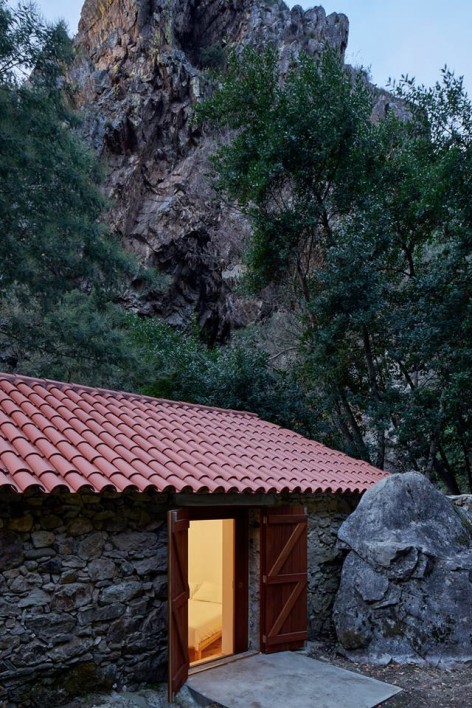 8- Watermill on the Crag by BRUNO LUCAS DIAS