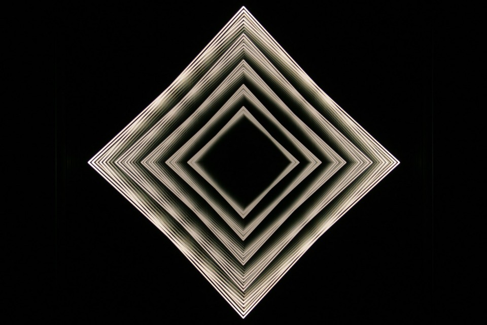 BARDULA-la-ligne-ART-PARIS-2017-Carrés-Entrelacés-00