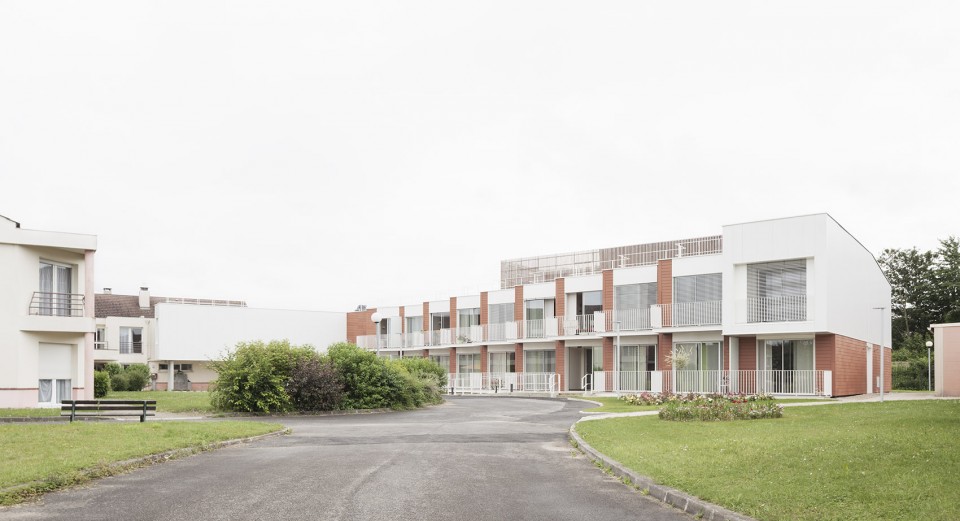 001-Extension of a nursing home