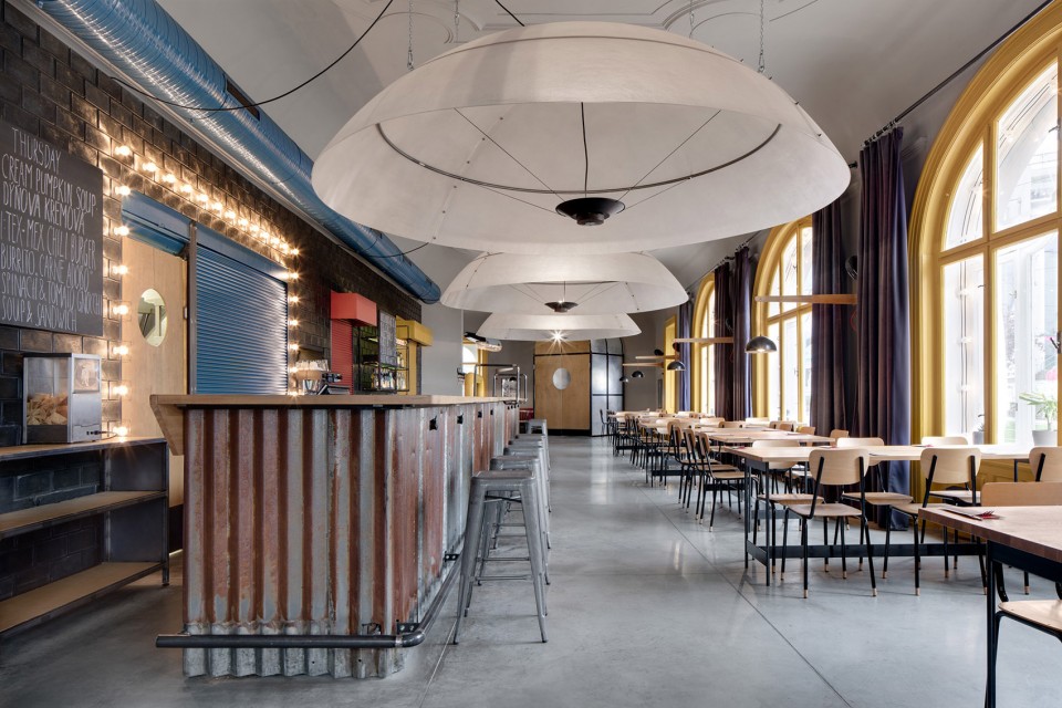003-American Bar By Mjolk