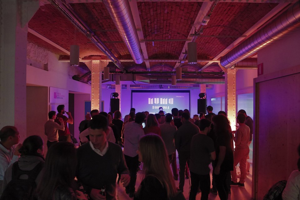 New Mobile World Capital Foundation Offices by Dear Design 谷德设计网