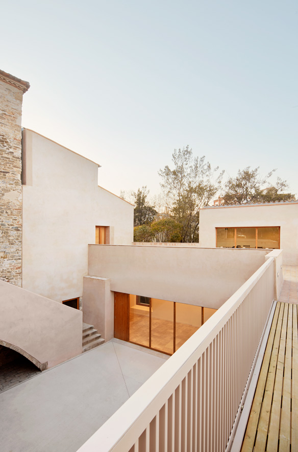 004-Can Fargues Music School