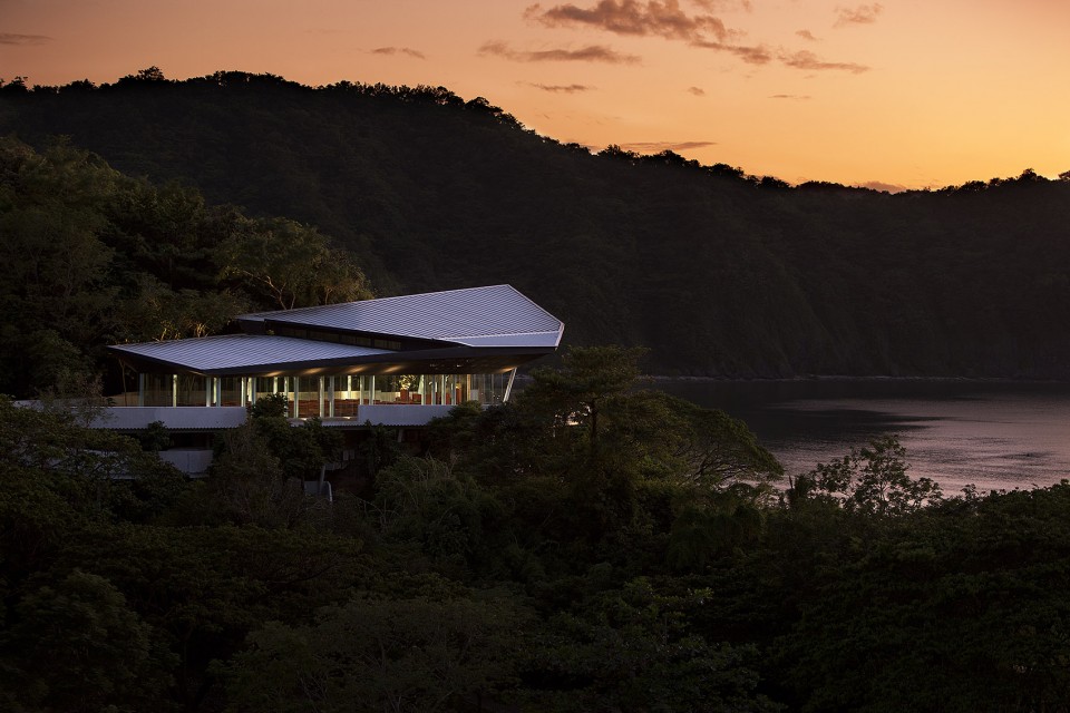 004-HAMILO PAVILION