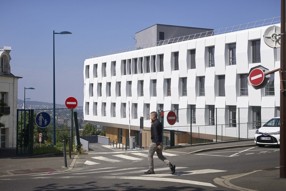 Nursing Home by Lankry architectes