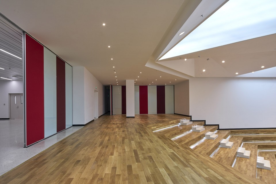 006-Renovation of the Affliated Highshool of Peking University by Crossboundaries