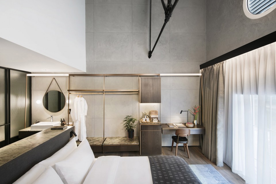 006-the warehouse hotel