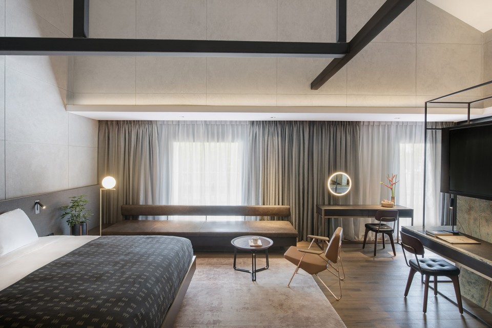 009-the warehouse hotel