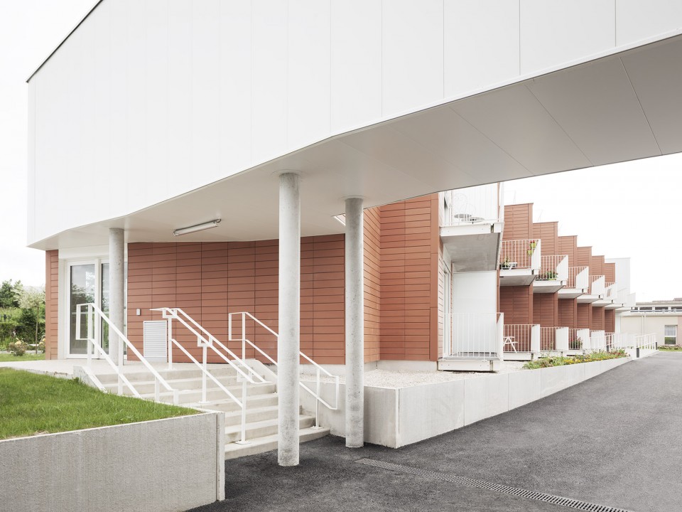 010-Extension of a nursing home