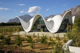 010-chapel-by-steyn-studio-960x640