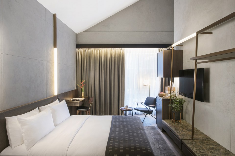 011-the warehouse hotel