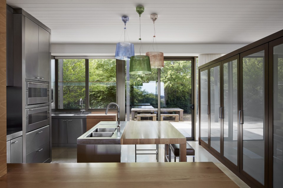 012-Meakins Road Residence