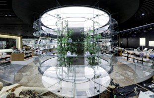 019-YanJiYou-IFS-Flagship-Store-By-KarvOne--960x610