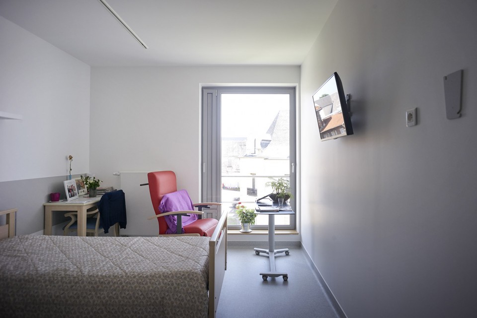Nursing Home by Lankry architectes