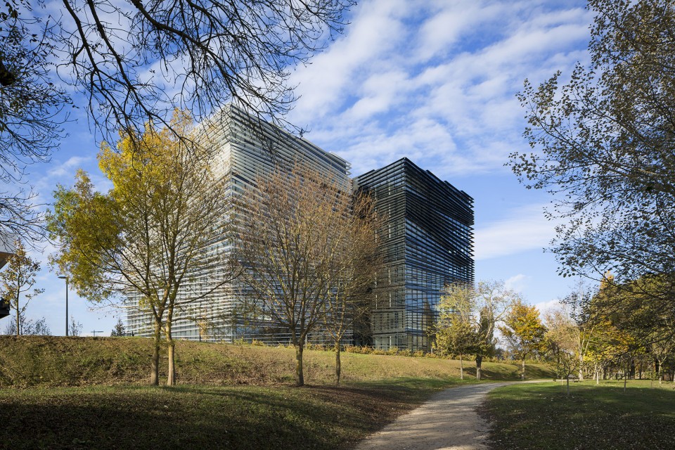 external site of thales LCR ARCHITECTES
