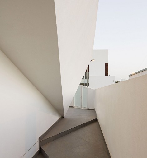 2-exterior void12_nasima_studio madouh
